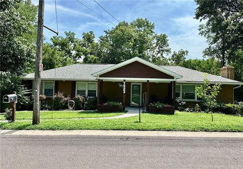 7623 W 52nd St, Overland Park, KS, 66202-1180 | Card Image