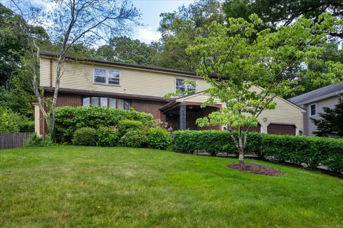 60 Fox Chase Lane, West Hartford, CT, 06107 | Card Image
