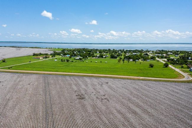 704 Hwy 239, Home with 0 bedrooms, 0 bathrooms and null parking in Austwell TX | Image 6