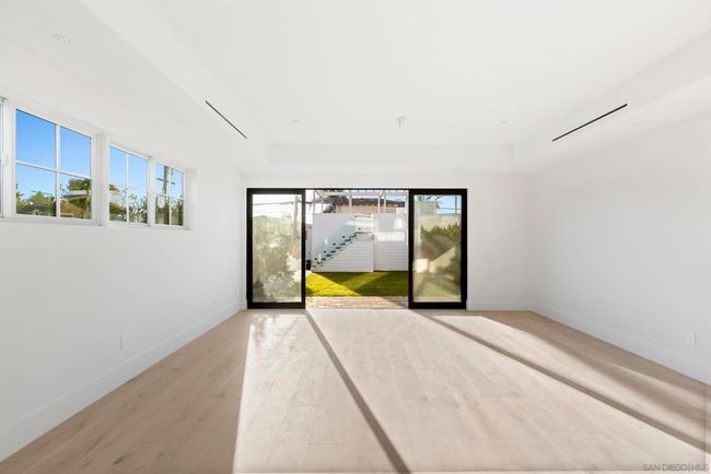 7214 Fay Ave, House other with 4 bedrooms, 3 bathrooms and 2 parking in La Jolla CA | Image 7