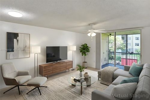 apt-205-8343 Lake Dr, Doral, FL, 33166-7729 | Card Image