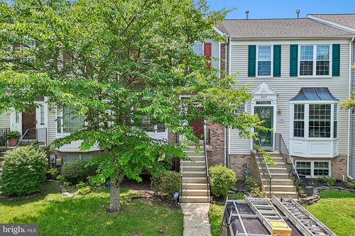 2403 Old Mystic Ct, CROFTON, MD, 21114-3232 | Card Image