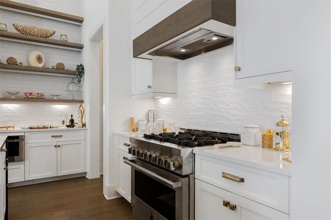 6640 Avis Walk, Townhouse with 3 bedrooms, 3 bathrooms and null parking in Alpharetta GA | Image 20