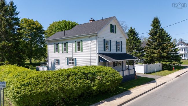 12 Prince St, House other with 3 bedrooms, 2 bathrooms and 3 parking in Hantsport NS | Image 5
