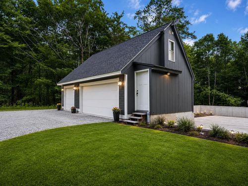 16 Lovejoy Ln, Readfield, ME, 04355-3200 | Card Image