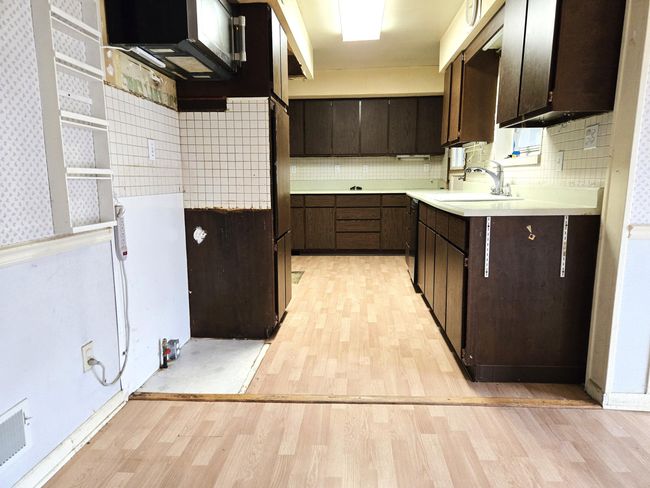 Kitchen | Image 5