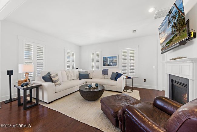 52 Riverdale Ave, House other with 3 bedrooms, 3 bathrooms and null parking in Monmouth Beach NJ | Image 21