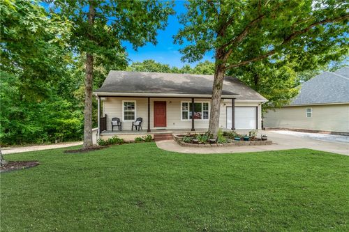 39 Glasgow Dr, Bella Vista, AR, 72715-3504 | Card Image