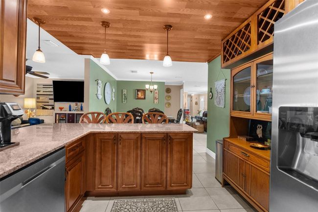 7489 Gates Cir, House other with 3 bedrooms, 2 bathrooms and null parking in SPRING HILL FL | Image 14