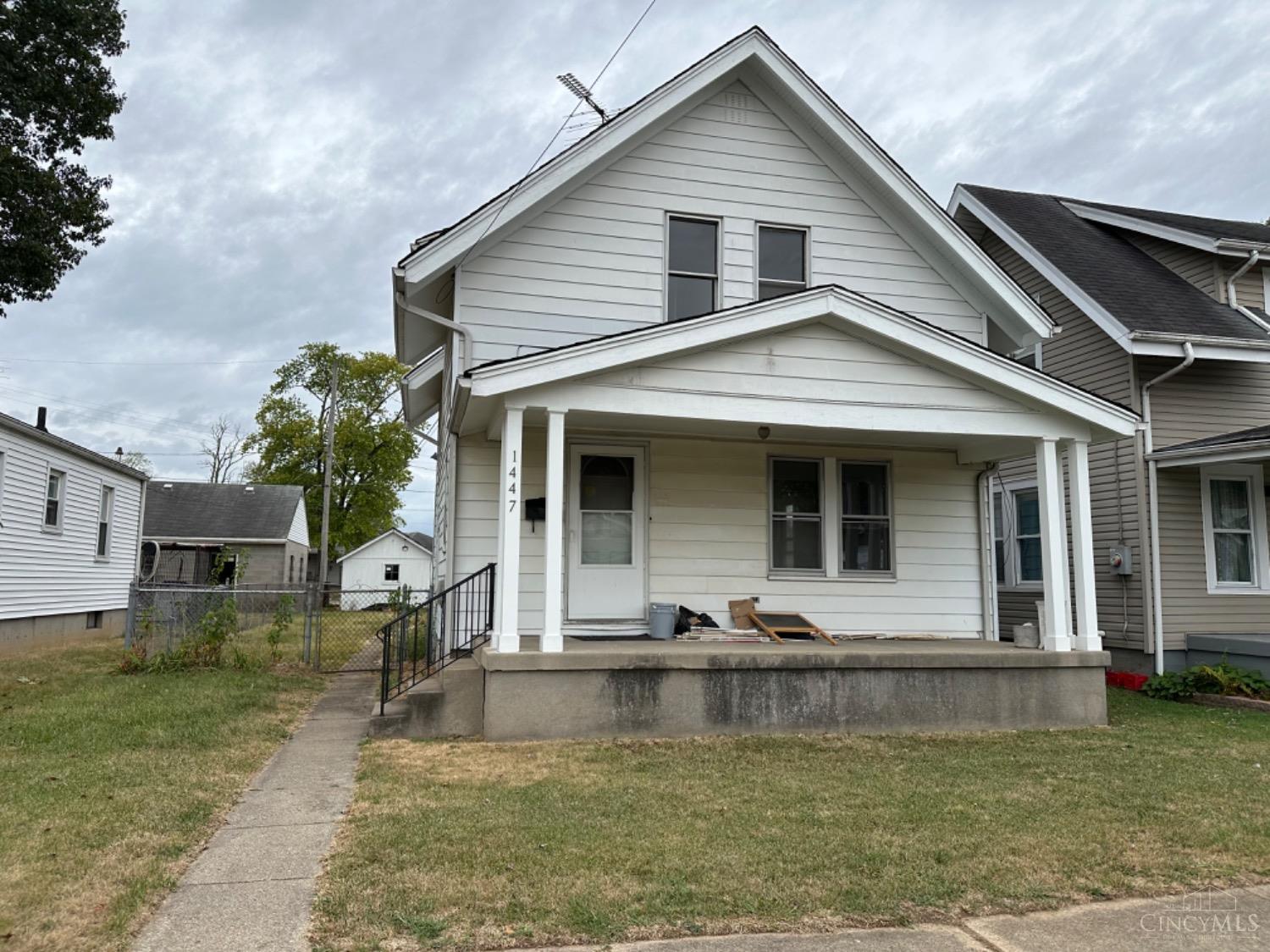 Maple Ave, Hamilton, OH 45011