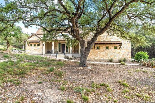 814 Rutherford, Fischer, TX, 78623-2052 | Card Image