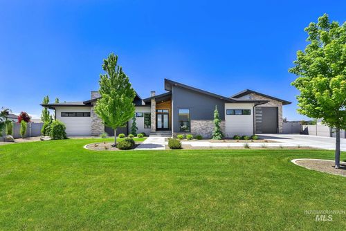 6553 S Pemberley Way, Meridian, ID, 83642-8430 | Card Image