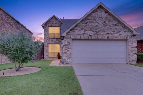 933 Highgate Dr, Lewisville, TX, 75067-6147 | Card Image