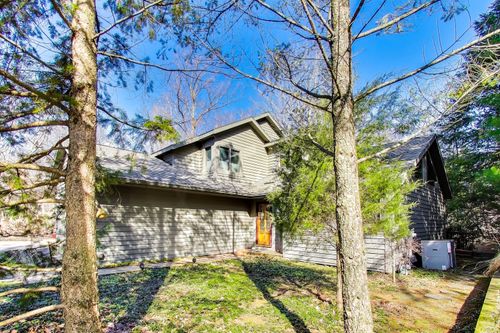 10045 Weko Dr, Bridgman, MI, 49106-9310 | Card Image