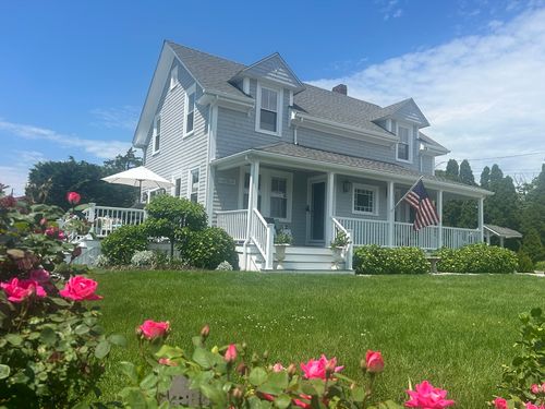 4 Bridge St, Dartmouth, MA, 02748-3419 | Card Image
