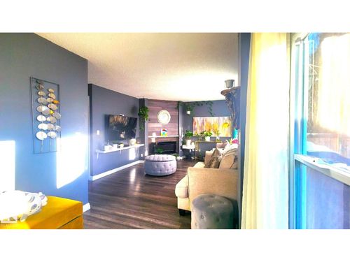 277 Grandin Villge, Saint Albert, AB, T8N2R6 | Card Image