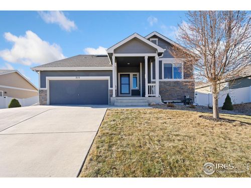 715 Mt Evans Ave, Severance, CO, 80550-4887 | Card Image