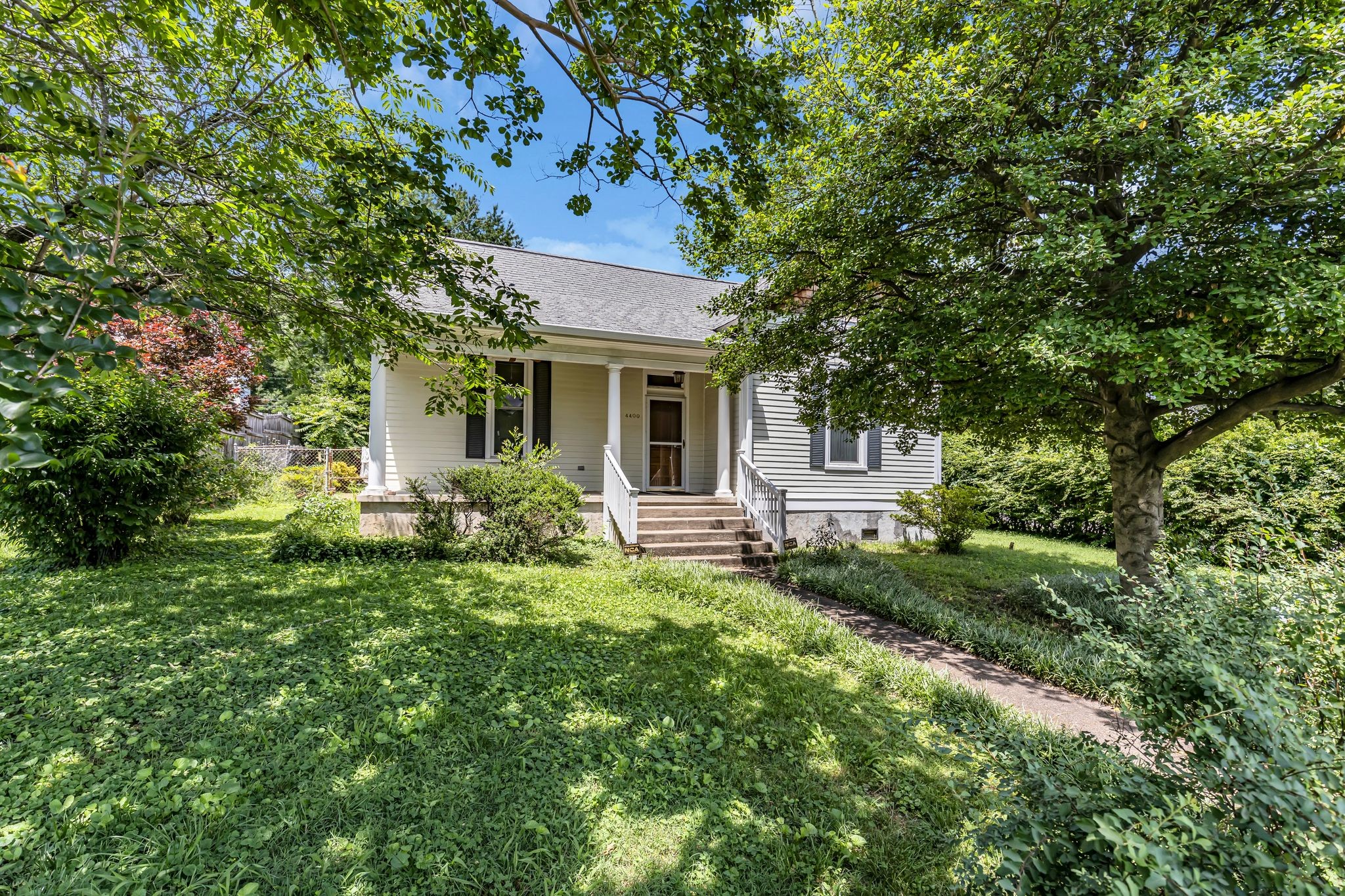 Nevada Ave, Nashville, TN 37209