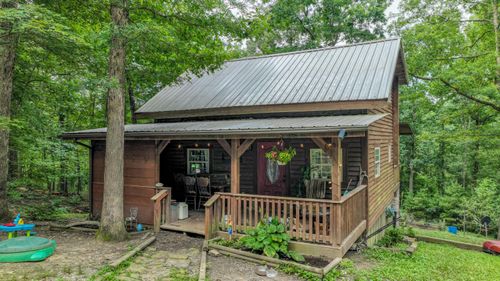 500 Clark Rd, Irvine, KY, 40336-6021 | Card Image