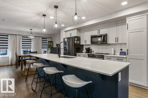 1271 Sandstone Blvd, Sherwood Park, AB, T8H1B2 | Card Image