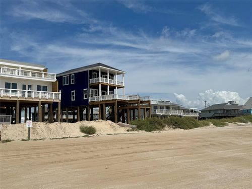16728 W Beach Rd, Galveston, TX, 77554 | Card Image