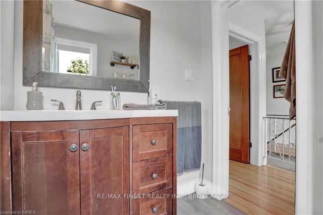 137 Hillendale Ave, House other with 3 bedrooms, 2 bathrooms and 5 parking in Kingston ON | Image 26