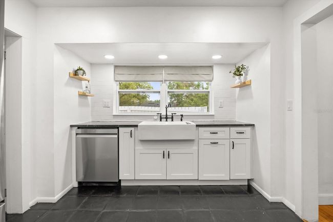 1655 Sunnyside Dr, House other with 3 bedrooms, 2 bathrooms and null parking in MAITLAND FL | Image 13