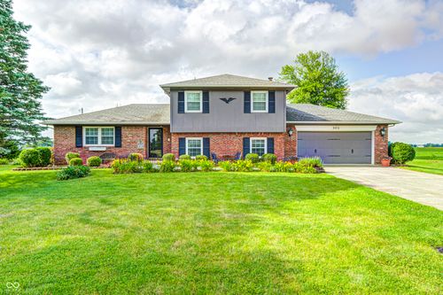 303 E County Road 500 N, Pittsboro, IN, 46167-9376 | Card Image