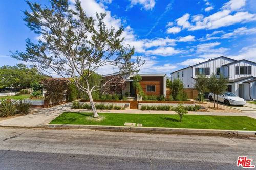 12706 Stanwood Dr, Los Angeles, CA, 90066-1738 | Card Image
