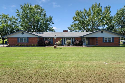 59211 E 100 Rd, Miami, OK, 74354-4586 | Card Image