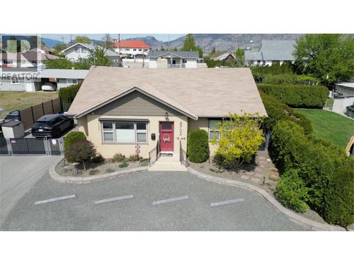 8704 72nd Ave, Osoyoos, BC, V0H1V1 | Card Image