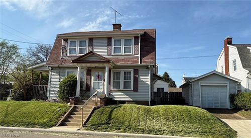 200 Roslyn Ave Nw, Canton, OH, 44708-5612 | Card Image