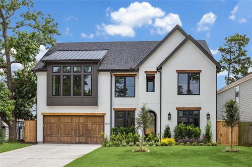 1517 Gardenia Dr, Houston, TX, 77018-5123 | Card Image