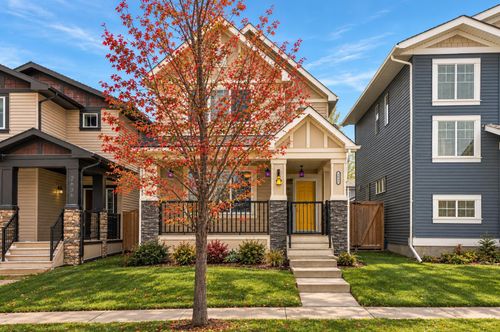 2640 Reunion Sq Nw, Airdrie, AB, T4B0Z1 | Card Image