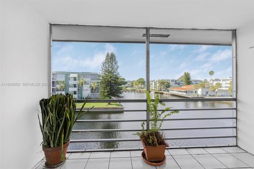 apt-301-2775 Taft St, Hollywood, FL, 33020-2914 | Card Image