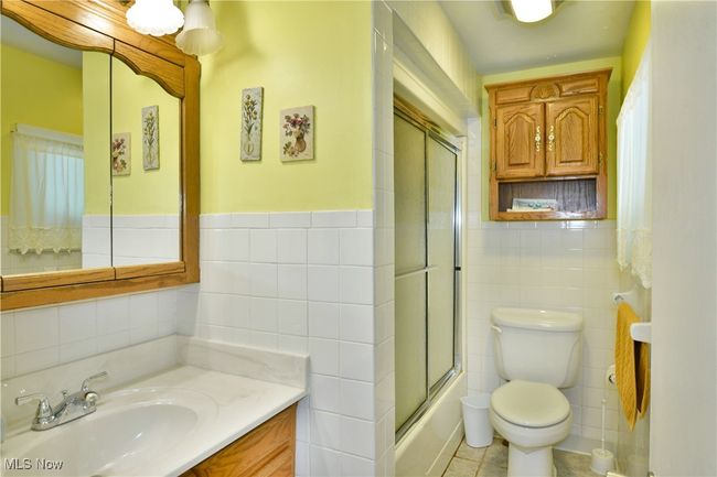1774 Edgewood St Ne, House other with 3 bedrooms, 2 bathrooms and null parking in Warren OH | Image 16