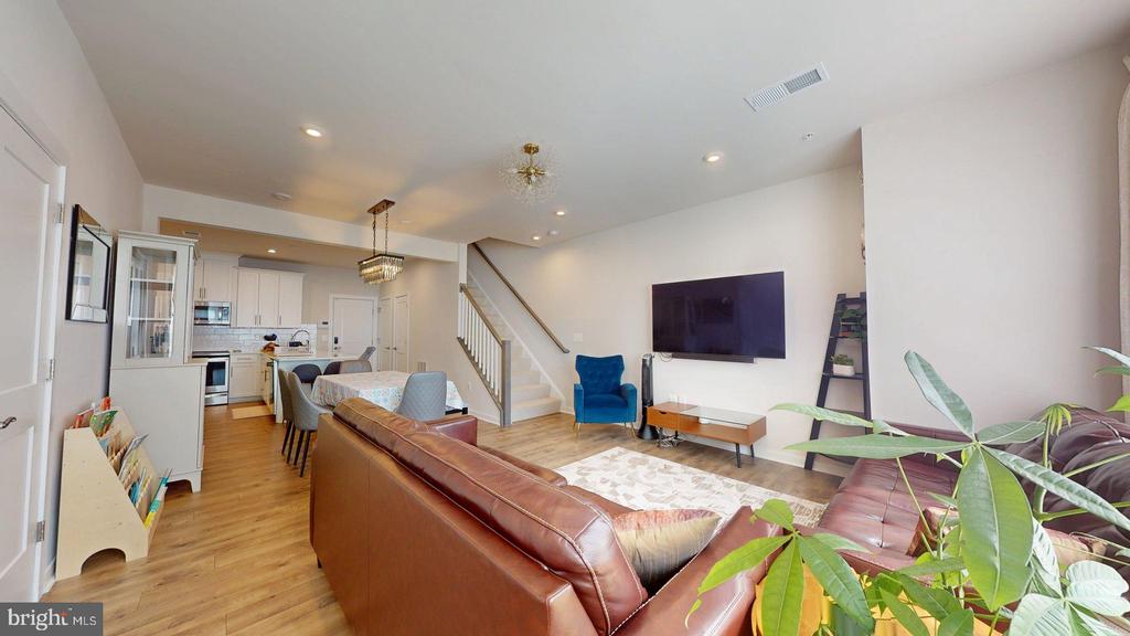 Residential Lease in HERNDON 3