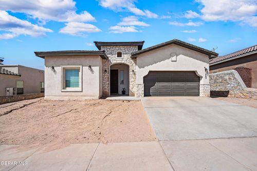 869 Eastwell Dr, Horizon City, TX, 79928-7544 | Card Image