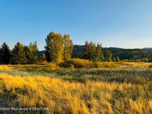 54 Warm Creek Ln, Victor, ID, 83455-4931 | Card Image