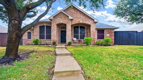 9645 Fairmont Dr, Frisco, TX, 75035-6040 | Card Image