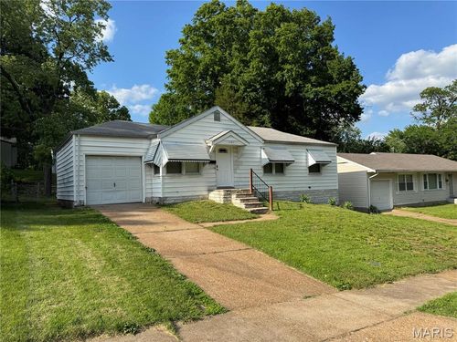 1141 Kilgore Dr, Saint Louis, MO, 63137-2015 | Card Image