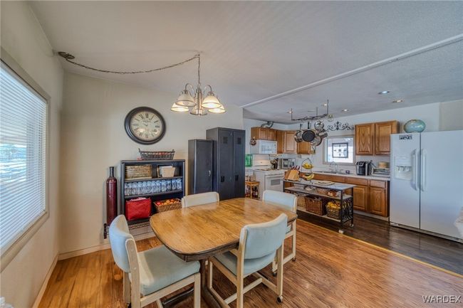 Dining Area | Image 11
