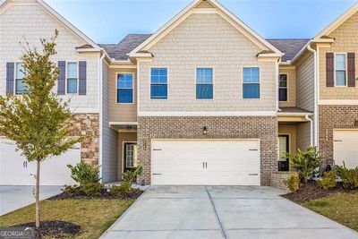 3748 Prospect Point Drive, Townhouse with 4 bedrooms, 2 bathrooms and null parking in Oakwood GA | Image 2