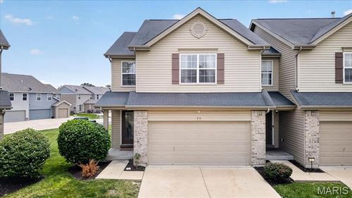 20 Country Heights Ct, Lake St Louis, MO, 63367-5832 | Card Image