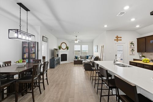 10705 Klondike Ln, Aubrey, TX, 76227-1022 | Card Image