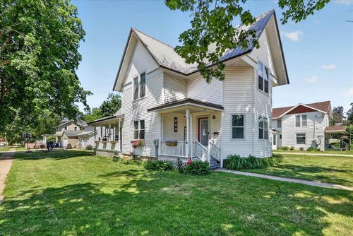 607 E 2nd Avenue, Brodhead, WI, 53520 | Card Image
