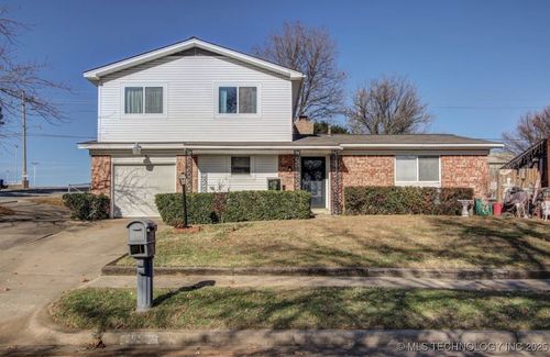 16605 Admiral Blvd, Tulsa, OK, 74116-3902 | Card Image