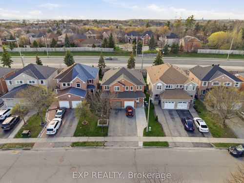 1386 Quest Cir, Mississauga, ON, L5N8B5 | Card Image