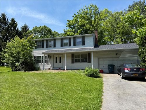 1427 Tudor Way, Farmington, NY, 14425-8927 | Card Image