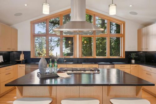 103 Harkins Rd, Woodside, CA, 94062-4516 | Card Image